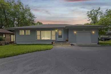 Like a New Home!! Completely renovated split ranch - remodeled - photo 3