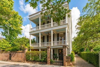Gracefully restored and rich in Charleston history, this - photo 1