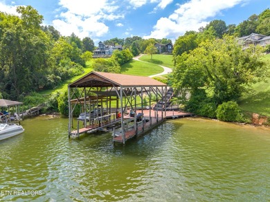 Experience the best of Knoxville lake living at 2426 Caravel - photo 49