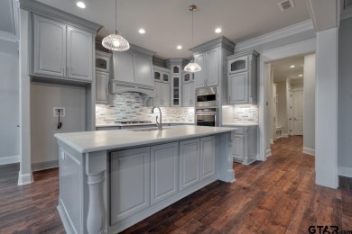 *Seller to pay Hideaway Initiation Fee with acceptable offer.* - Lake Home For Sale in Hideaway, Texas