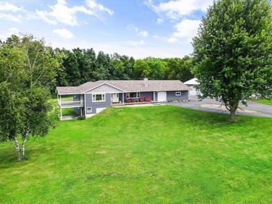 (pending lake) Home For Sale in Cambridge Wisconsin