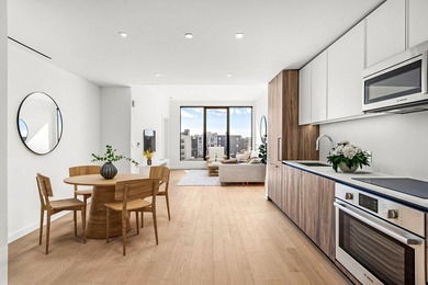 3C is a meticulous south facing one bedroom plus den. The photos - photo 4
