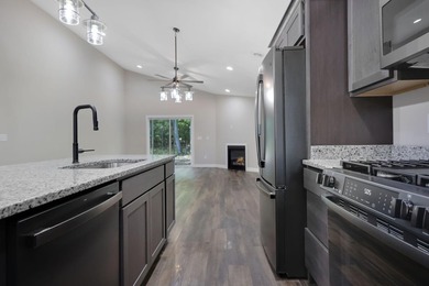 331 Gateway Parkway - photo 8