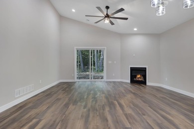 331 Gateway Parkway - photo 9