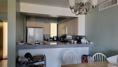 Come home to Franklin Towers that includes amazing 2 bedrooms 2