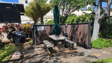 Come home to Franklin Towers that includes amazing 2 bedrooms 2