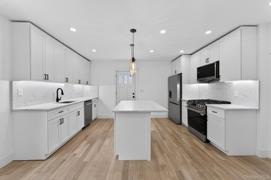 Experience modern living at its finest in this stunning newly - photo 2
