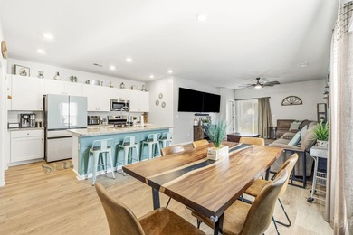Welcome to Coopers Bluff, a close knit community with exciting - photo 8