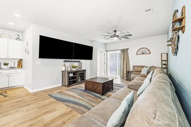 Welcome to Coopers Bluff, a close knit community with exciting - photo 9