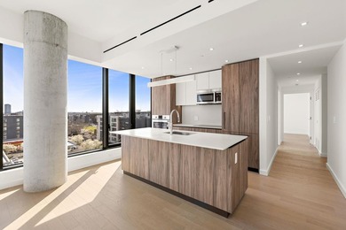 South East Corner two bedroom with unobstructed WTC and New York - photo 5