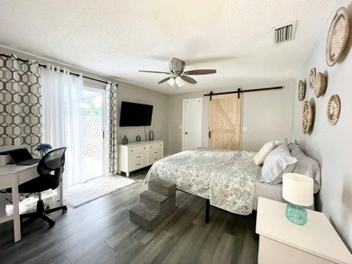 The total Square Feet: 2,618, including livable and non-livable - photo 9