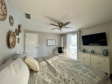 The total Square Feet: 2,618, including livable and non-livable - photo 10