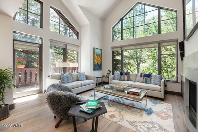 This light-filled corner unit penthouse features a beautifully - photo 1