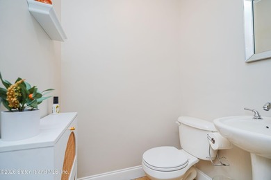 Welcome to Olde Stone Commons in desirable Arden Heights! This - photo 12