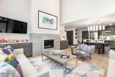 This light-filled corner unit penthouse features a beautifully - photo 2