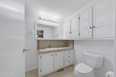Beautifully refreshed inside and out, this move-in-ready home - photo 14