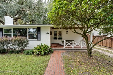 St. Johns River Home Active Under Contract in Jacksonville Florida
