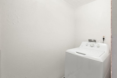 Welcome home to this updated 2-bedroom, 1-bathroom residence in - photo 9