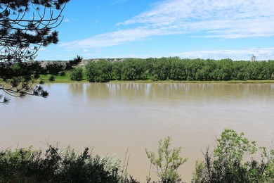 Enjoy amazing river views & spectacular sunsets from this - photo 41