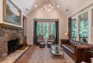 STUNNING LOCK-N-LEAVE TOWNHOME WITH A TWO CAR GARAGE CLOSE TO - photo 12