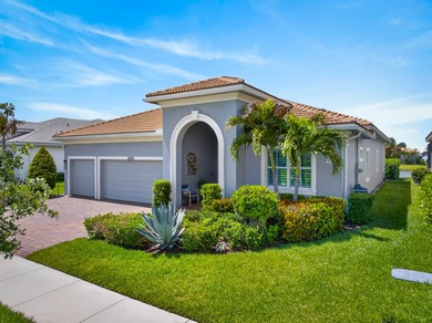 PRICE IMPROVED - GORGEOUS LANDSCAPED BACKYARD w/artificial turf - photo 3