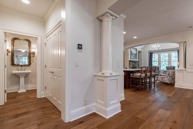 STUNNING LOCK-N-LEAVE TOWNHOME WITH A TWO CAR GARAGE CLOSE TO - photo 19