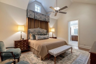 STUNNING LOCK-N-LEAVE TOWNHOME WITH A TWO CAR GARAGE CLOSE TO - photo 22