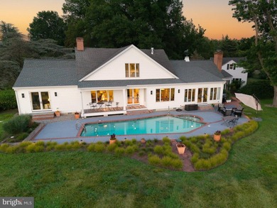 With sweeping sunset views, this picturesque estate-perfectly - photo 2