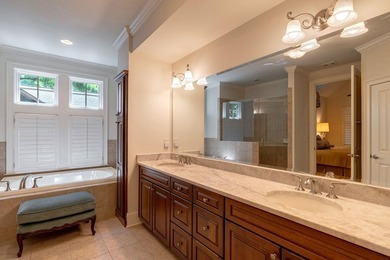 STUNNING LOCK-N-LEAVE TOWNHOME WITH A TWO CAR GARAGE CLOSE TO - photo 23
