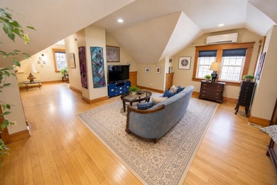 Rare opportunity to own a charming Shorewood bungalow featuring - photo 23