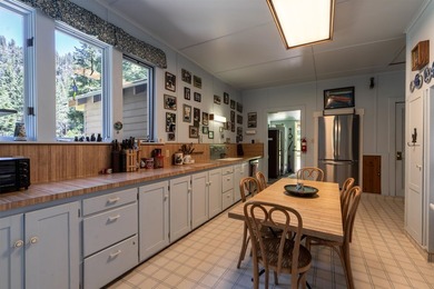 3090 River Road - *The Year-Round Playground* Stretching across - photo 23