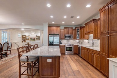 STUNNING LOCK-N-LEAVE TOWNHOME WITH A TWO CAR GARAGE CLOSE TO - photo 26