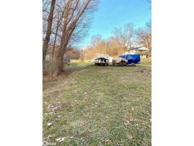 Holiday Lake Lot For Sale in Brooklyn Iowa