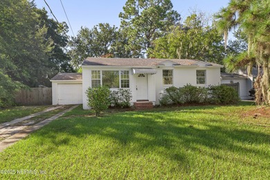 St. Johns River Home Active Under Contract in Jacksonville Florida