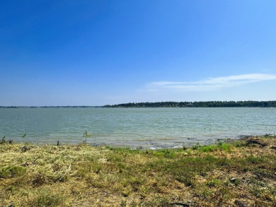 New Lake Subdivision! 1.03 acre Waterfront Lot! - photo 16