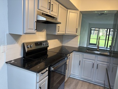 Welcome home! Tranquility awaits as you relax in the privacy of - photo 9