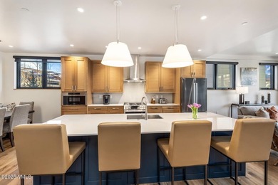 Experience luxury mountain living in Riverfront Lodge, an - photo 10