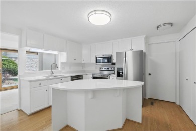 Lake Townhome/Townhouse For Sale in Minnetonka, Minnesota