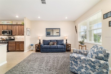 PREMIUM LOT: Welcome to this beautifully maintained Orchid model - photo 5