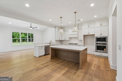 The Belville Plan built by Peachtree Residential Properties - photo 14