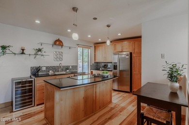 Wake up to mountain living at its best. Nestled in the heart of - photo 6