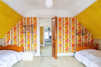 Welcome to a place where space, comfort, and opportunity come - photo 36