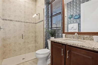 This is it! Beautiful 3 bedroom + den, 3 full bath home with a - photo 37