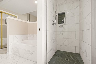 Golfers Dream Home with perks like 1 free round per quarter, pro - photo 40