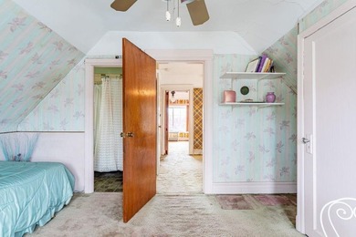 Welcome to a place where space, comfort, and opportunity come - photo 42