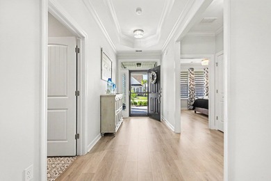 Welcome to your dream home, a place to enjoy luxury living with - photo 9