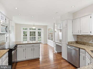 Discover exceptional living in Fairfax's Penderbrook community - photo 9
