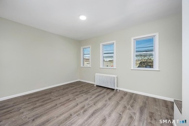 Introducing 1040 Connecticut Avenue - a newly remodeled, 2nd - photo 12