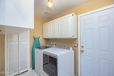 This home offers 3 bedrooms, 2 bathrooms, and a versatile - photo 12