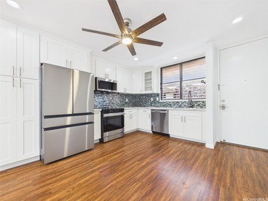 Finally, a top floor unit at Poinciana Manor with a fully - photo 14